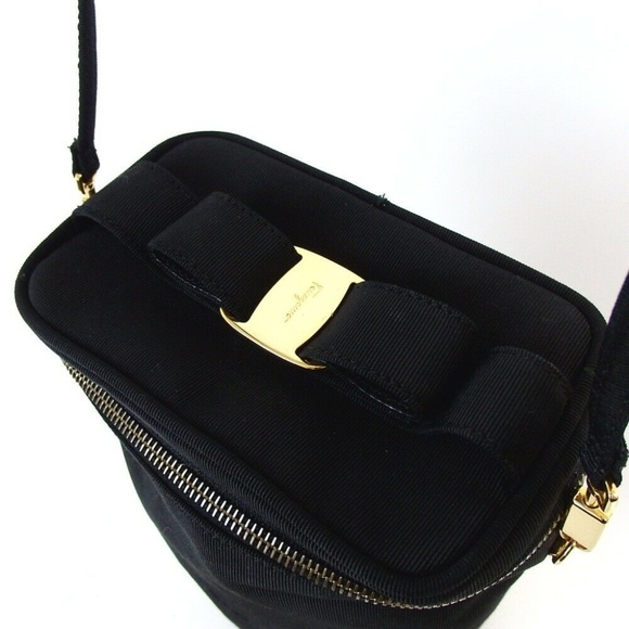 Salvatore Ferragamo Handbags - Salvatore Ferragamo Villa Ribbon Shoulder Bag